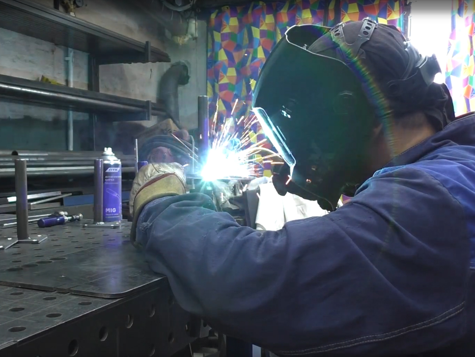 Сварочный стресс-тест аппарата ПТК HANKER MIG 230 DP AC/DC PFC LCD H95