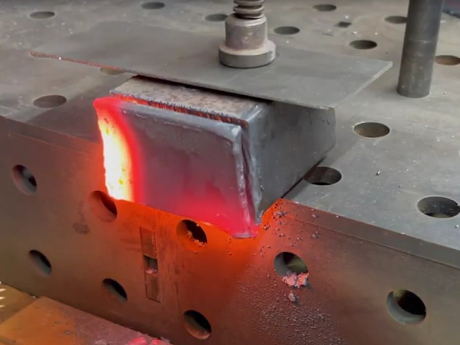Режем сталь, алюминий и нержавейку аппаратом ПТК HANKER CUT 120 CNC H64