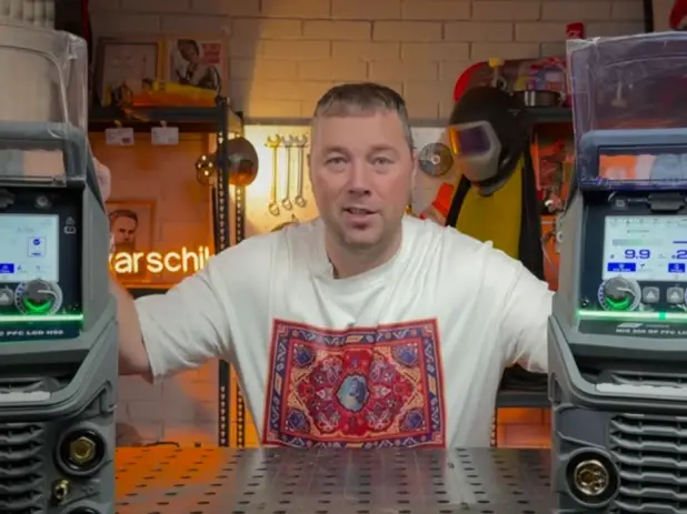 Чем отличается аппарат ПТК HANKER MIG 230 DP AC/DC PFC LCD H95 от MIG 200 DP PFC LCD H60?